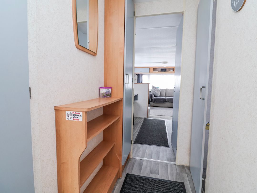 Golden Gate Holiday Centre - Holiday Accommodation 20618