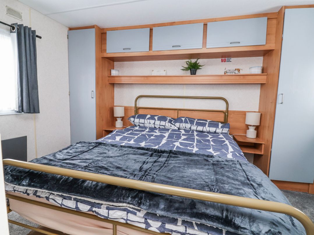 Golden Gate Holiday Centre - Holiday Accommodation 20618