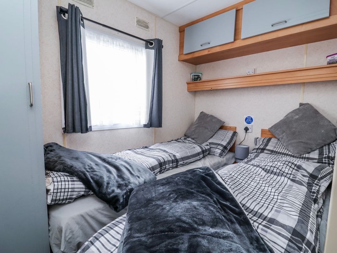 Golden Gate Holiday Centre - Holiday Accommodation 20618
