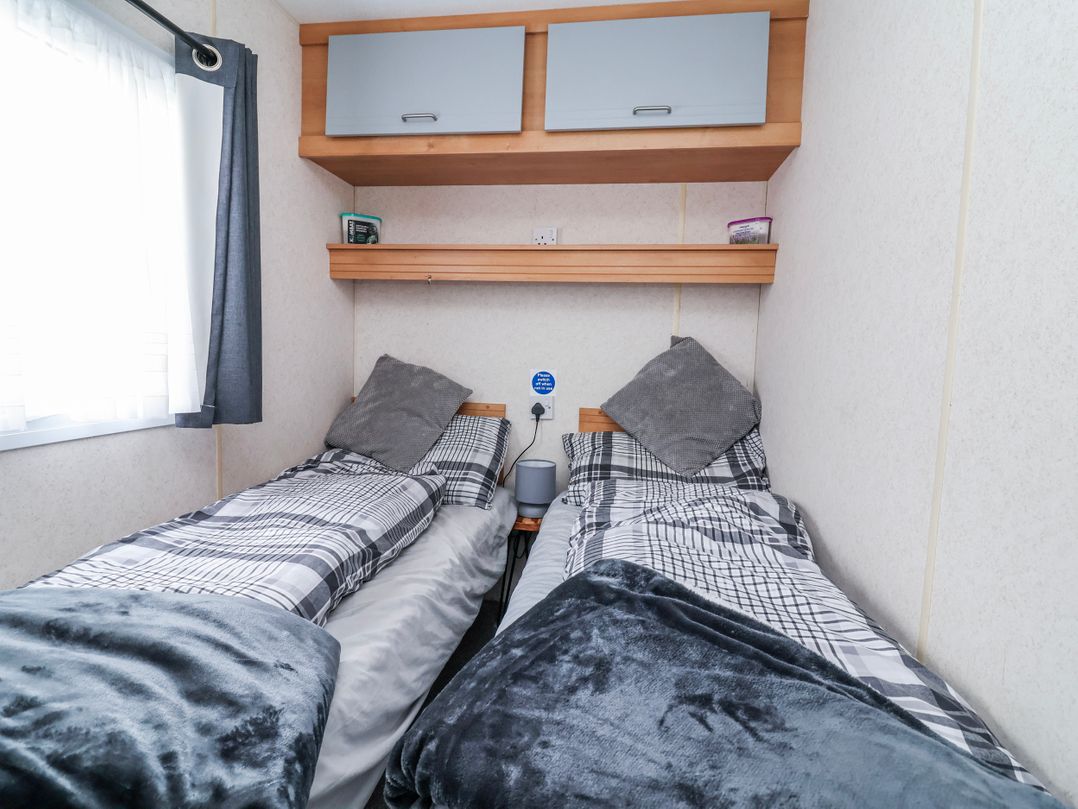 Golden Gate Holiday Centre - Holiday Accommodation 20618