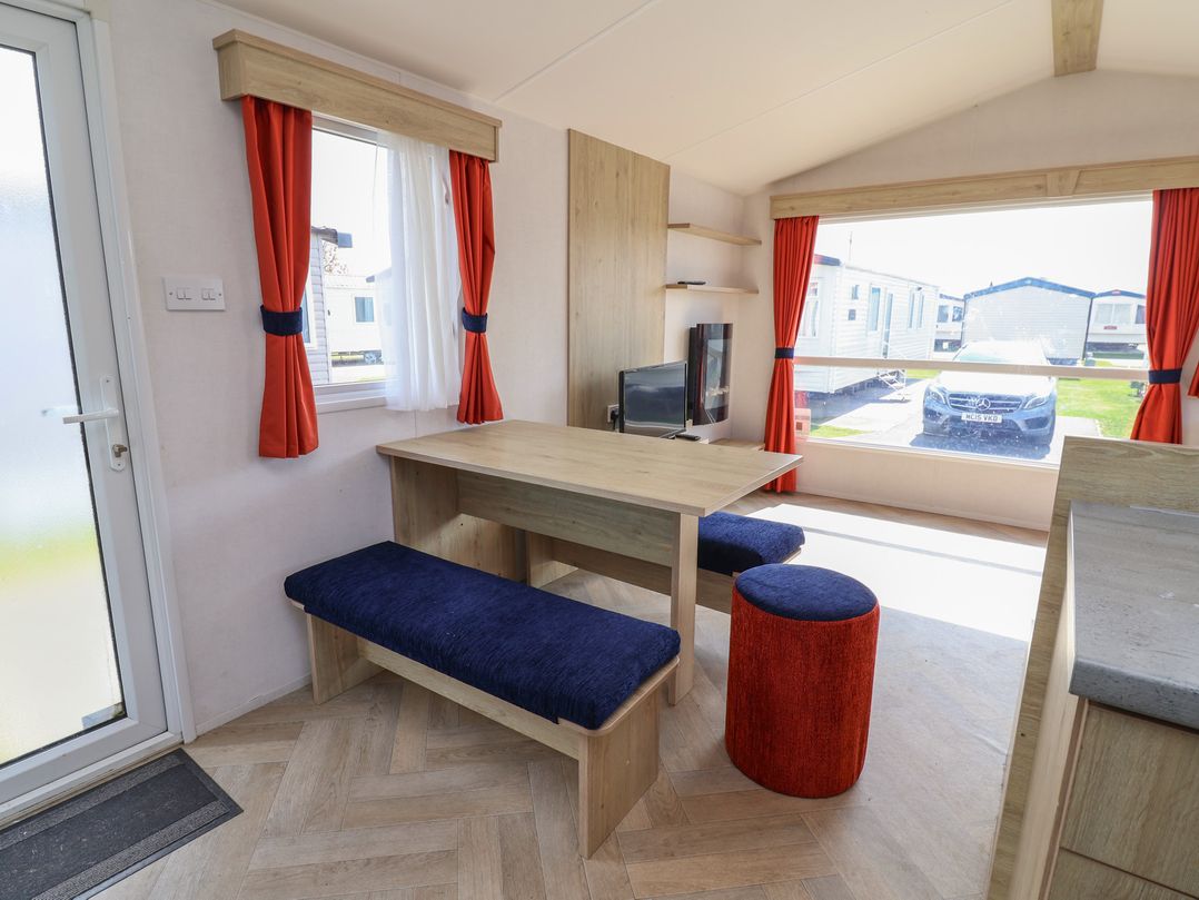 Ty Mawr Holiday Park - Holiday Accommodation 21121