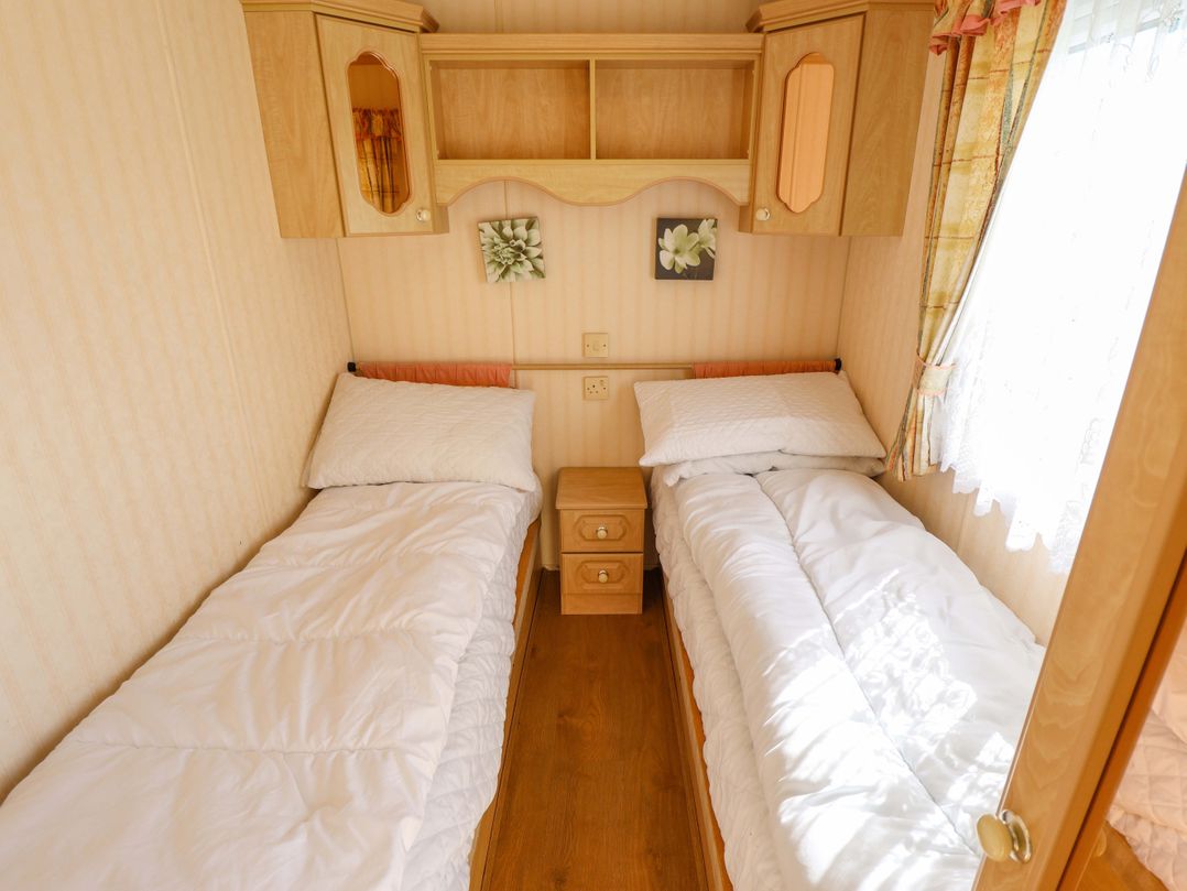 Coastfield Holiday Village - Holiday Accommodation 2604