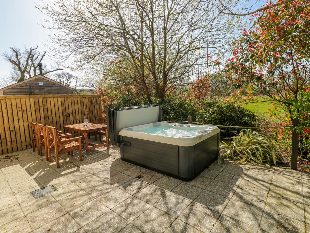 Oak Tree Cottage - Gower