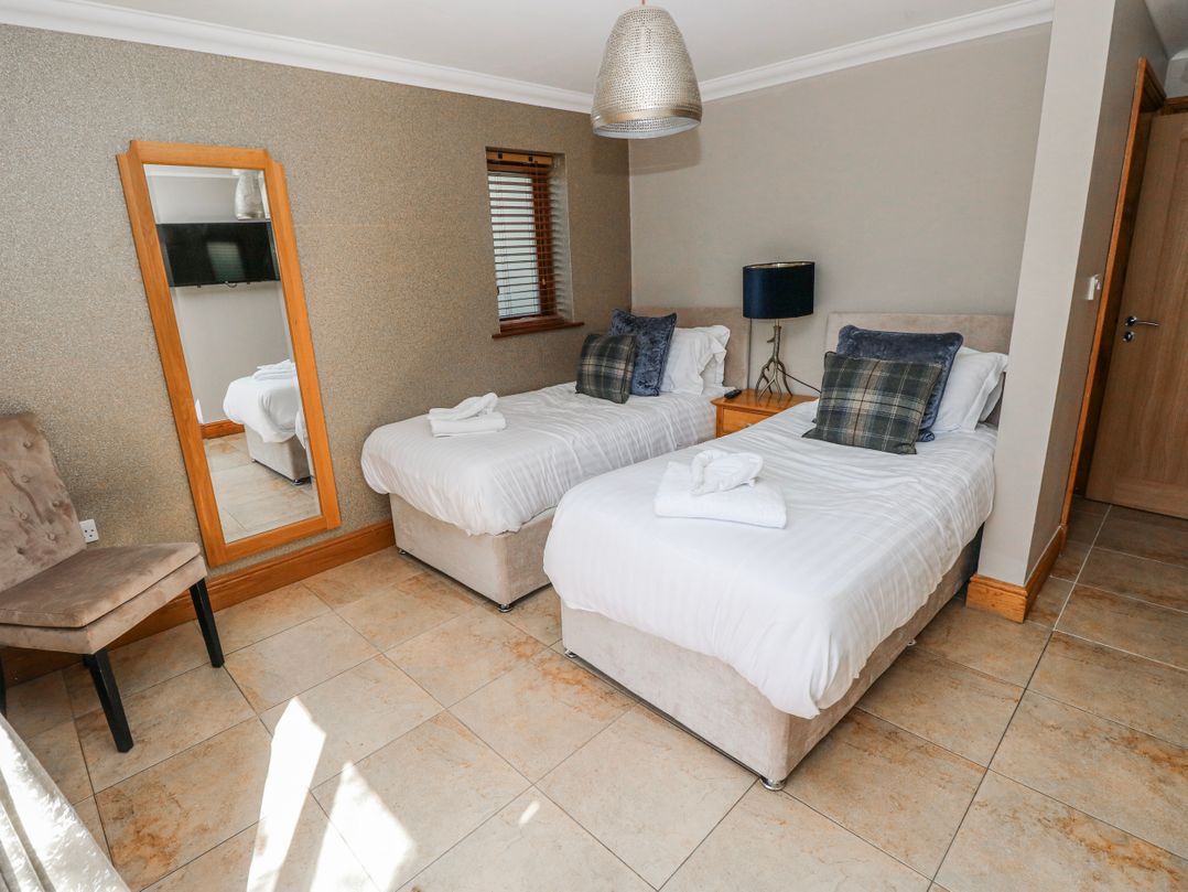 Oak Tree Cottage - Gower