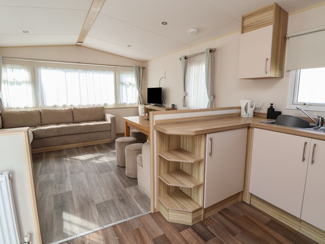 E10 Static Caravan