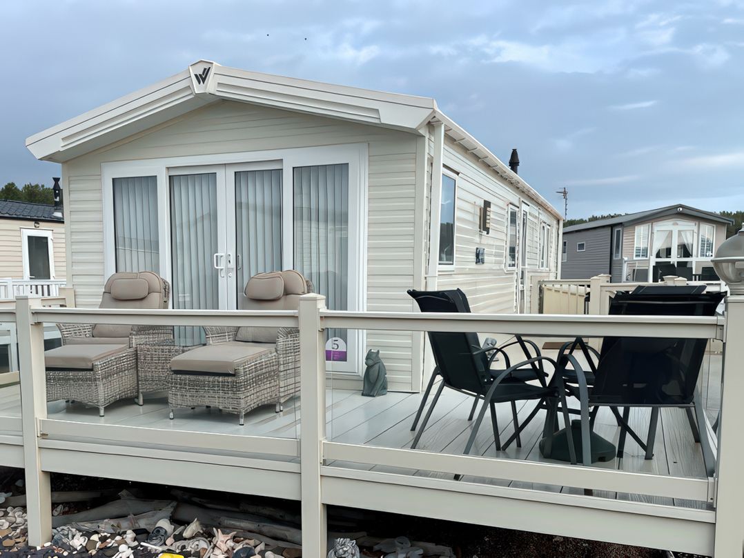 5 Rush Grove Caravan