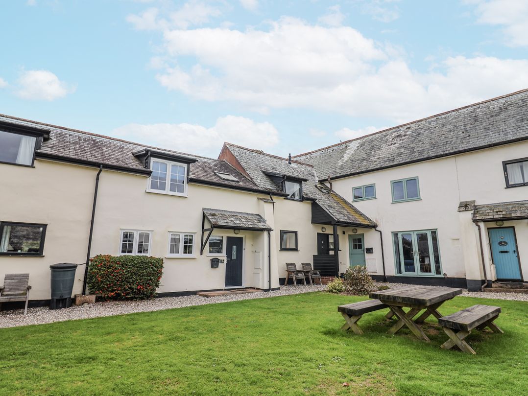 Rushmoor Cottage