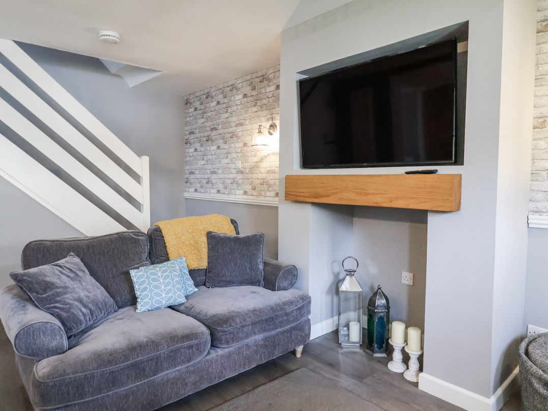Rushmoor Cottage