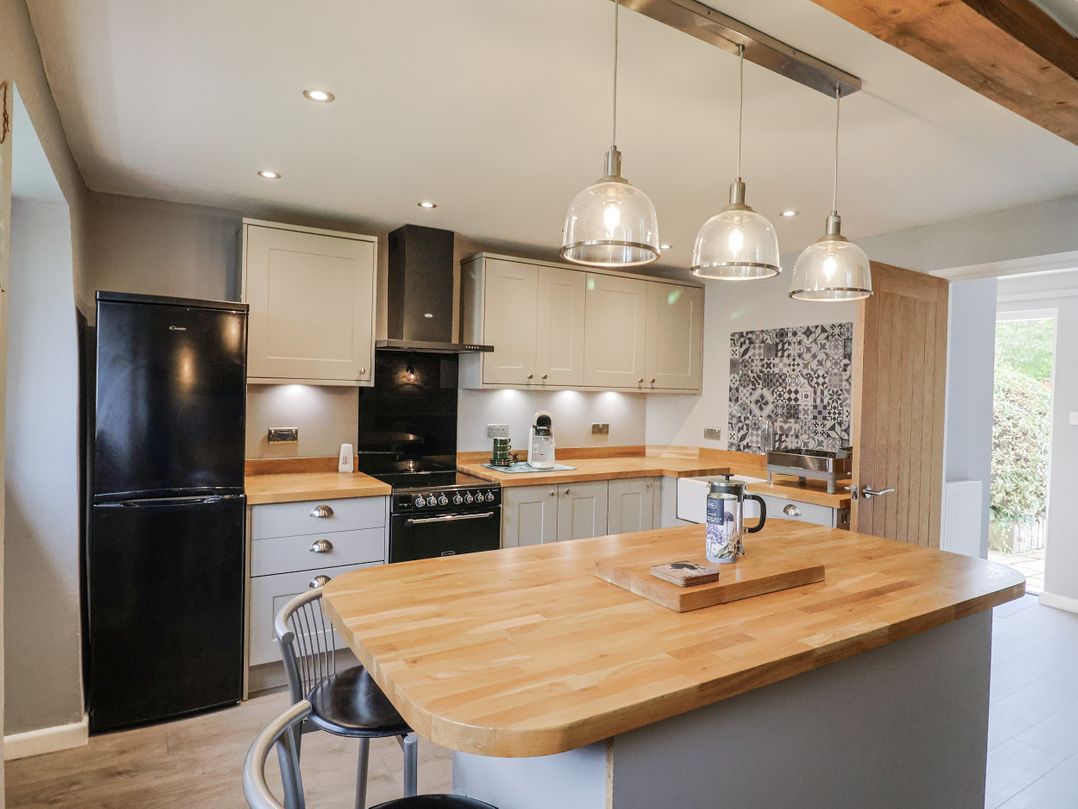 Rushmoor Cottage