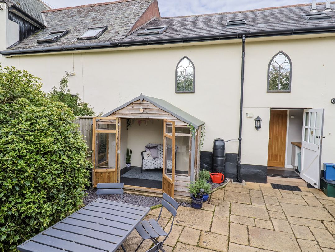 Rushmoor Cottage
