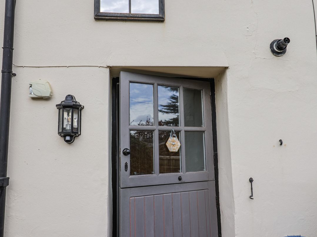 Rushmoor Cottage