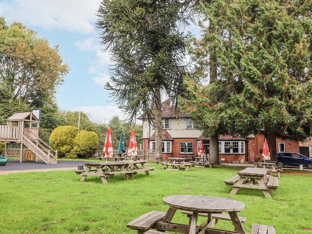 Rushmoor Cottage