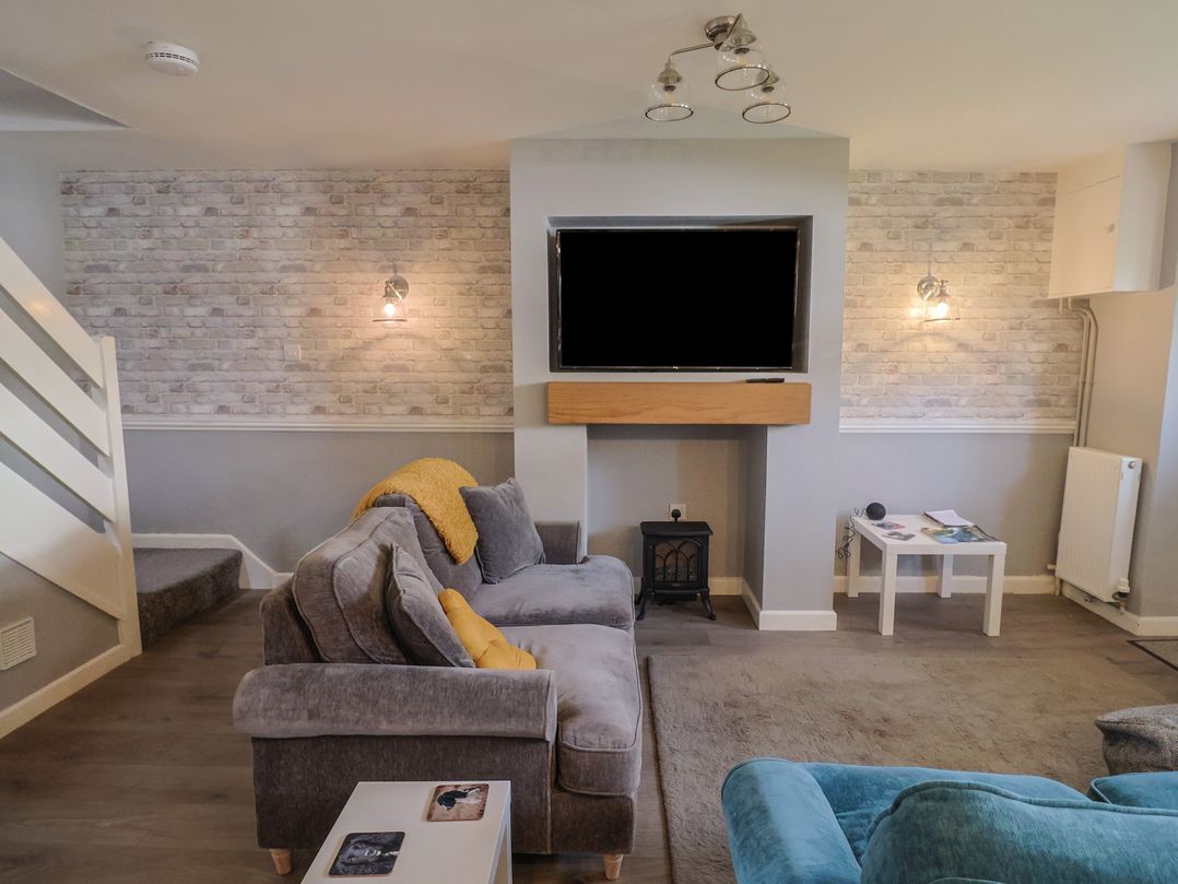 Rushmoor Cottage