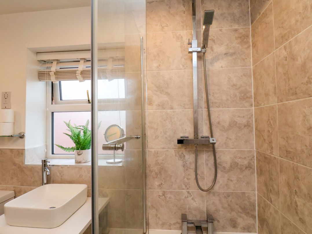 The Cottage 23 Main Street