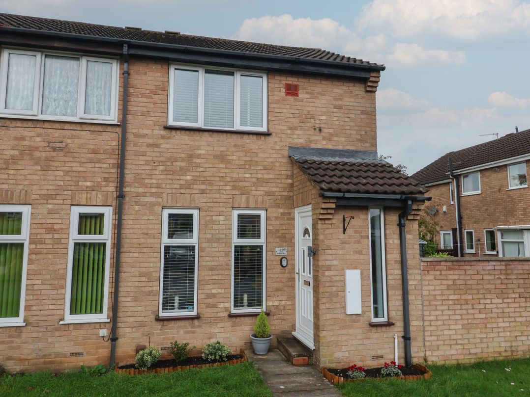 127 Bellhouse Way