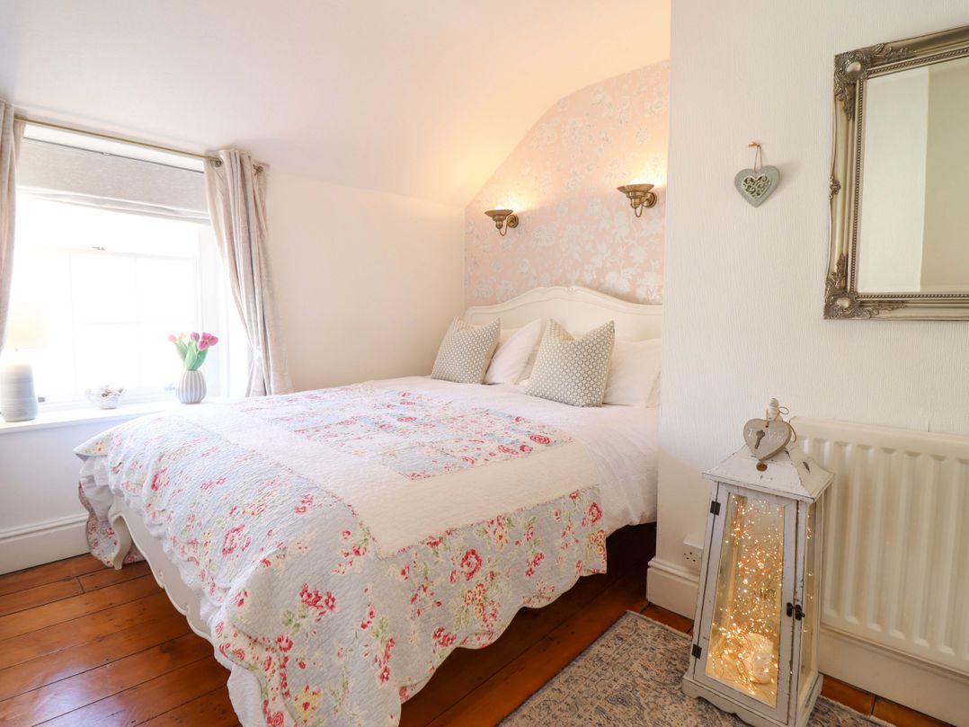 Periwinkle Cottage