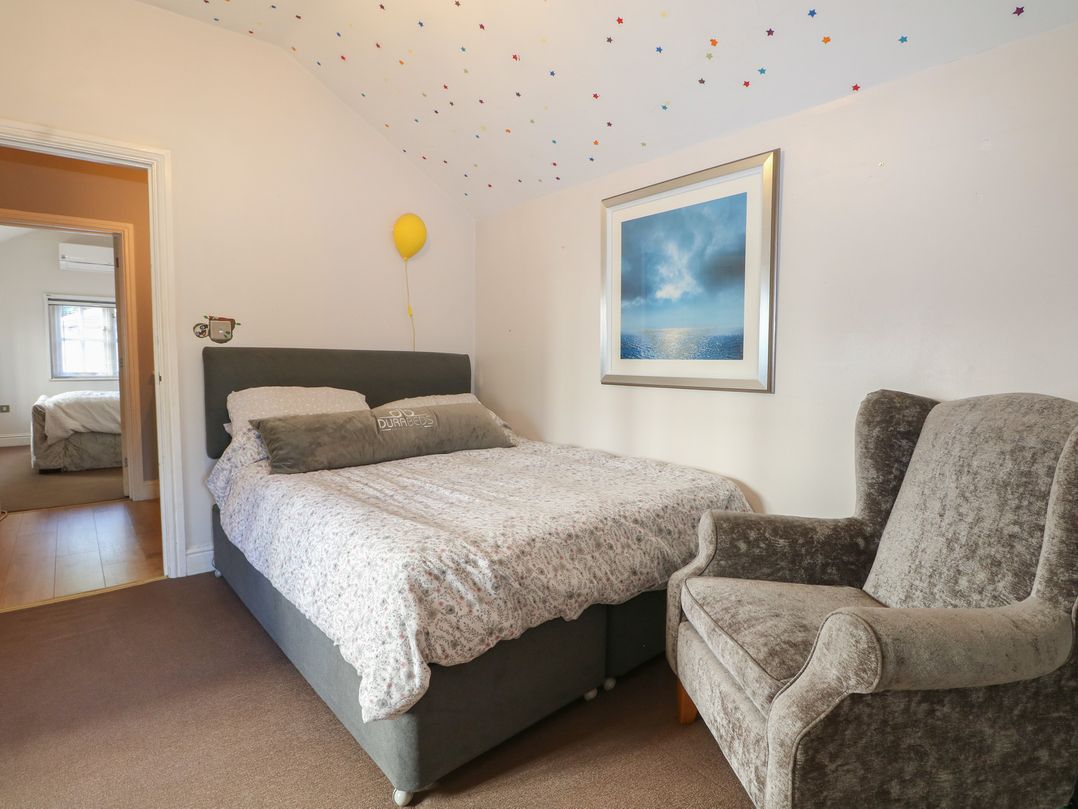 Tiffanys Coach House