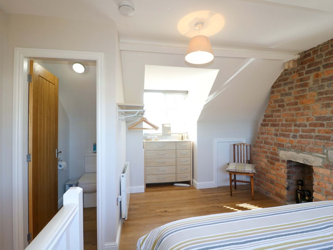 7 Catcliffe Cottages