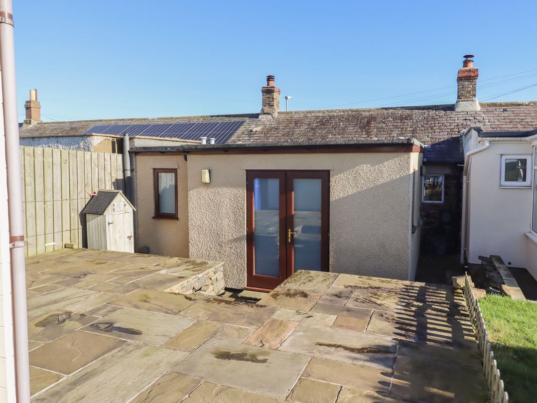 2 Sunny Brae