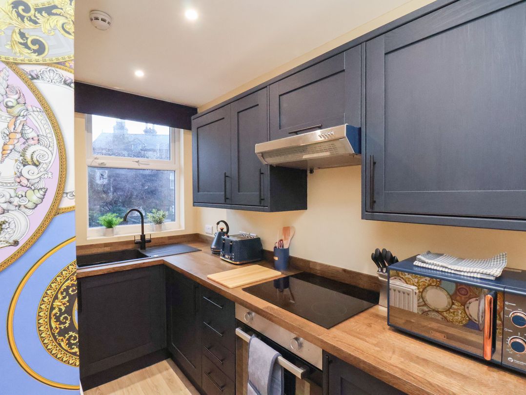 Apartment 2, Blackburn Heights