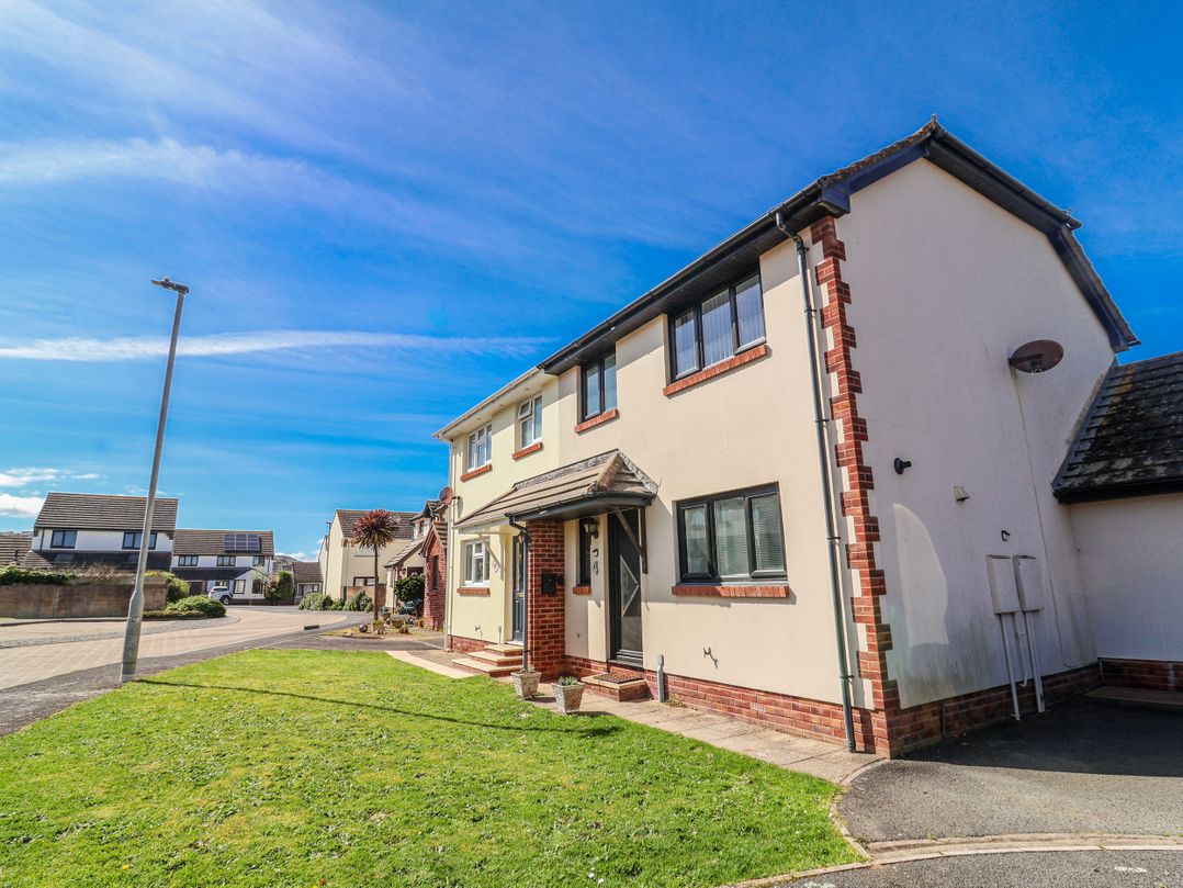 Dog friendly cottage in Westward Ho!, Devon - Sleeps 5