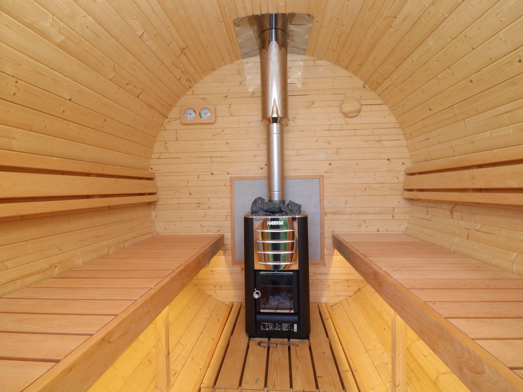 Kingfisher Hut