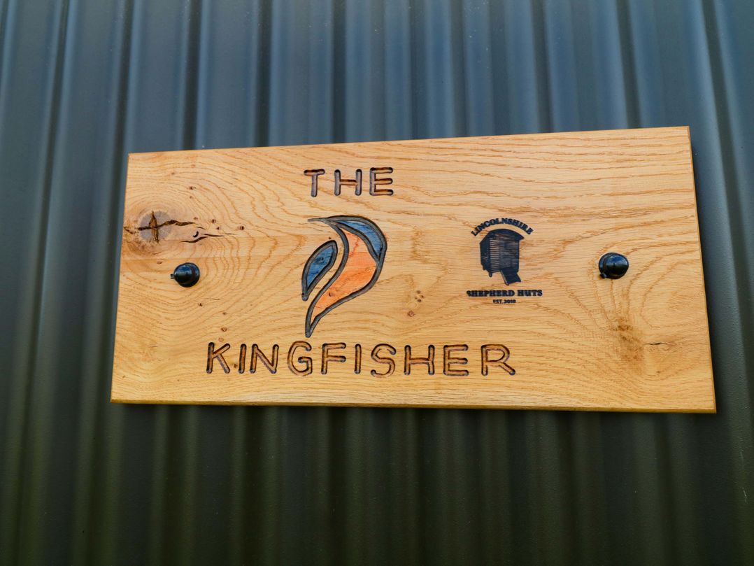 Kingfisher Hut