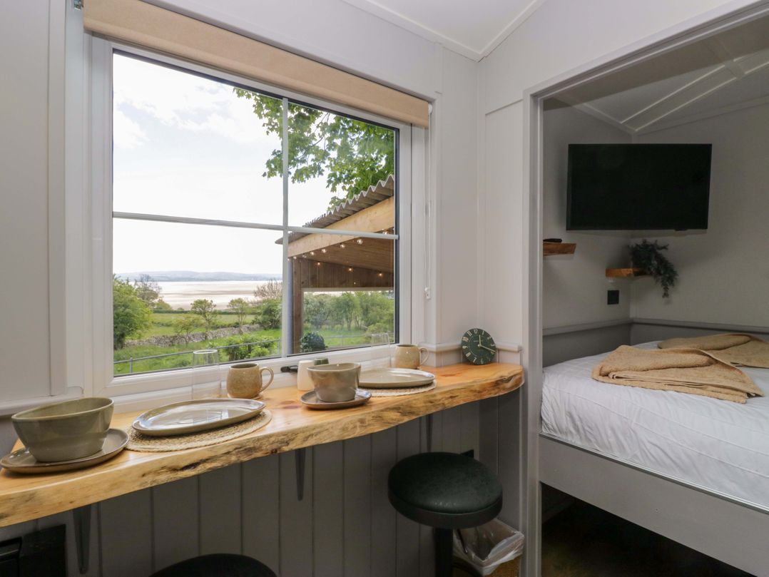 Little Hut