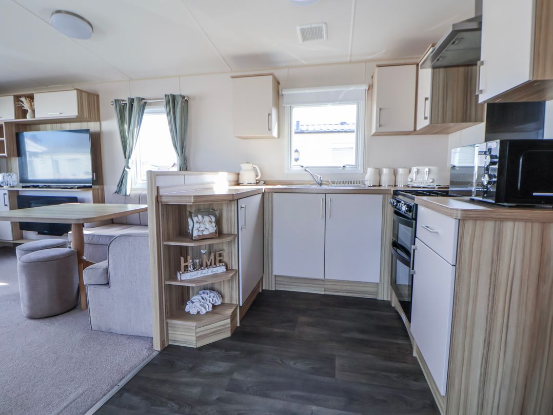 The Beachside Hideout - St Michaels Caravan Park