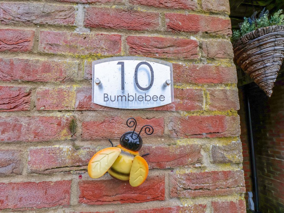 Bumblebee Cottage