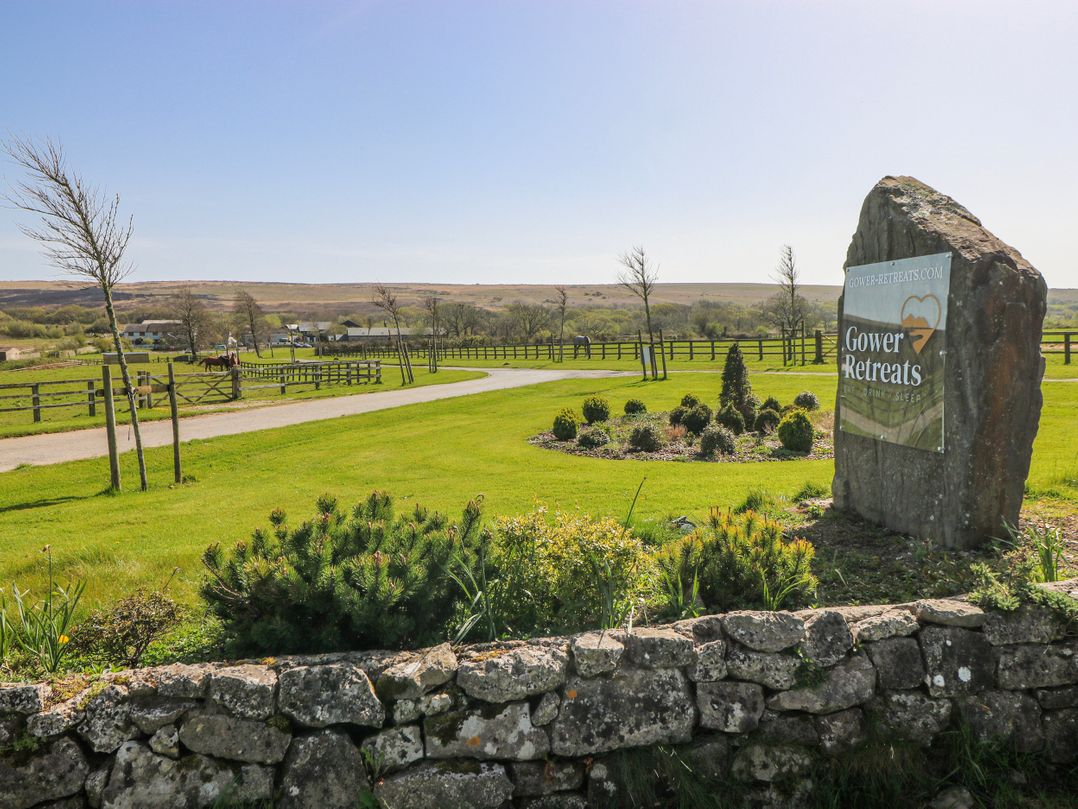 Willow Apartment - Gower