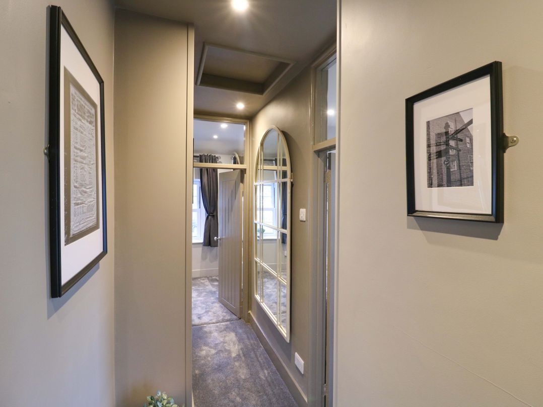 1A Coastguard Cottages