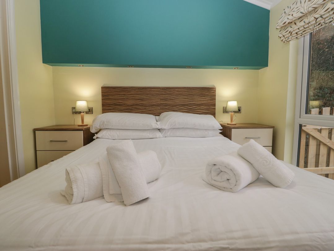 High Lake View Lodge