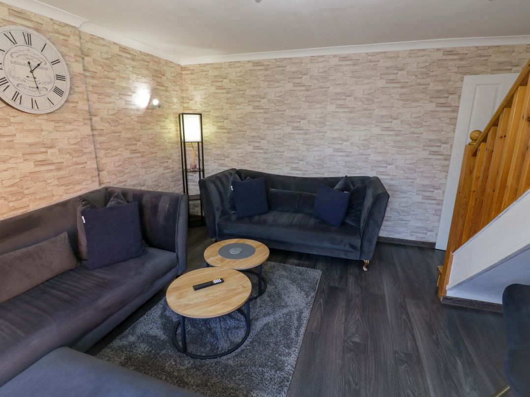 7 Waverton Mews
