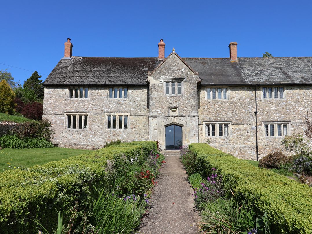 Ellishayes Farm