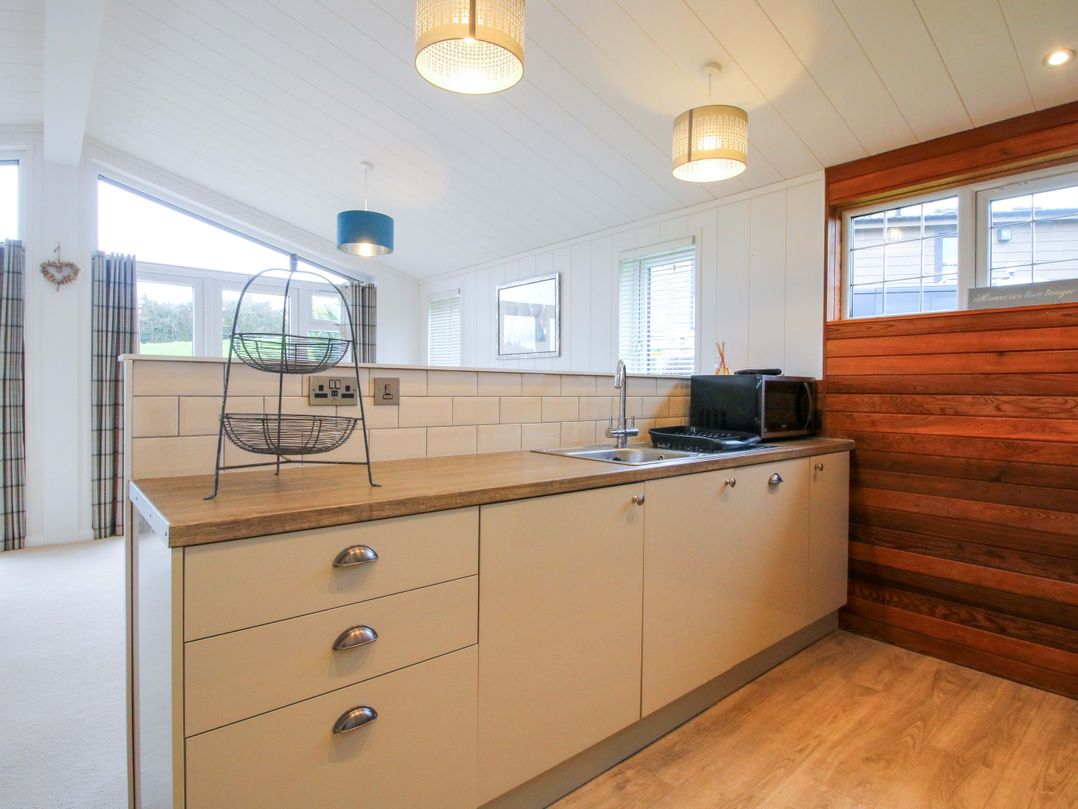 The Hedgerows - Hillview Lodges