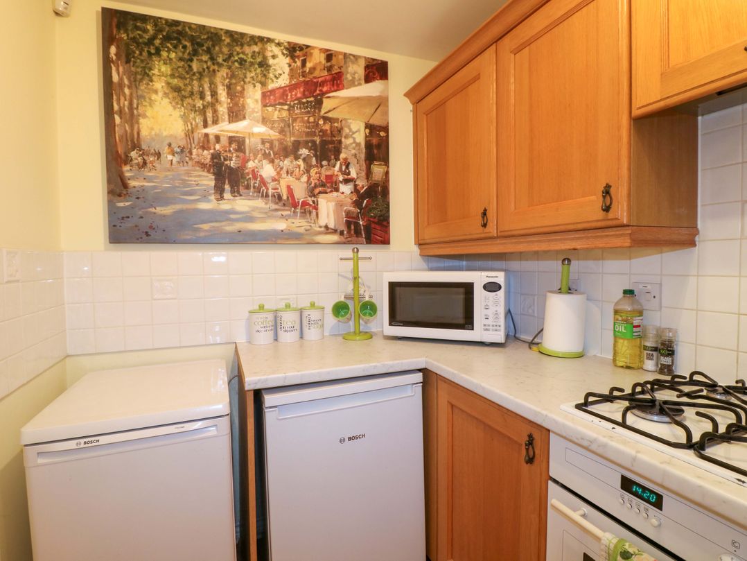 41 Lower Birches Way