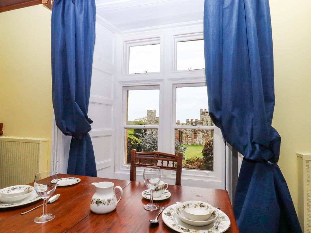 Dowrich West Wing Apartment