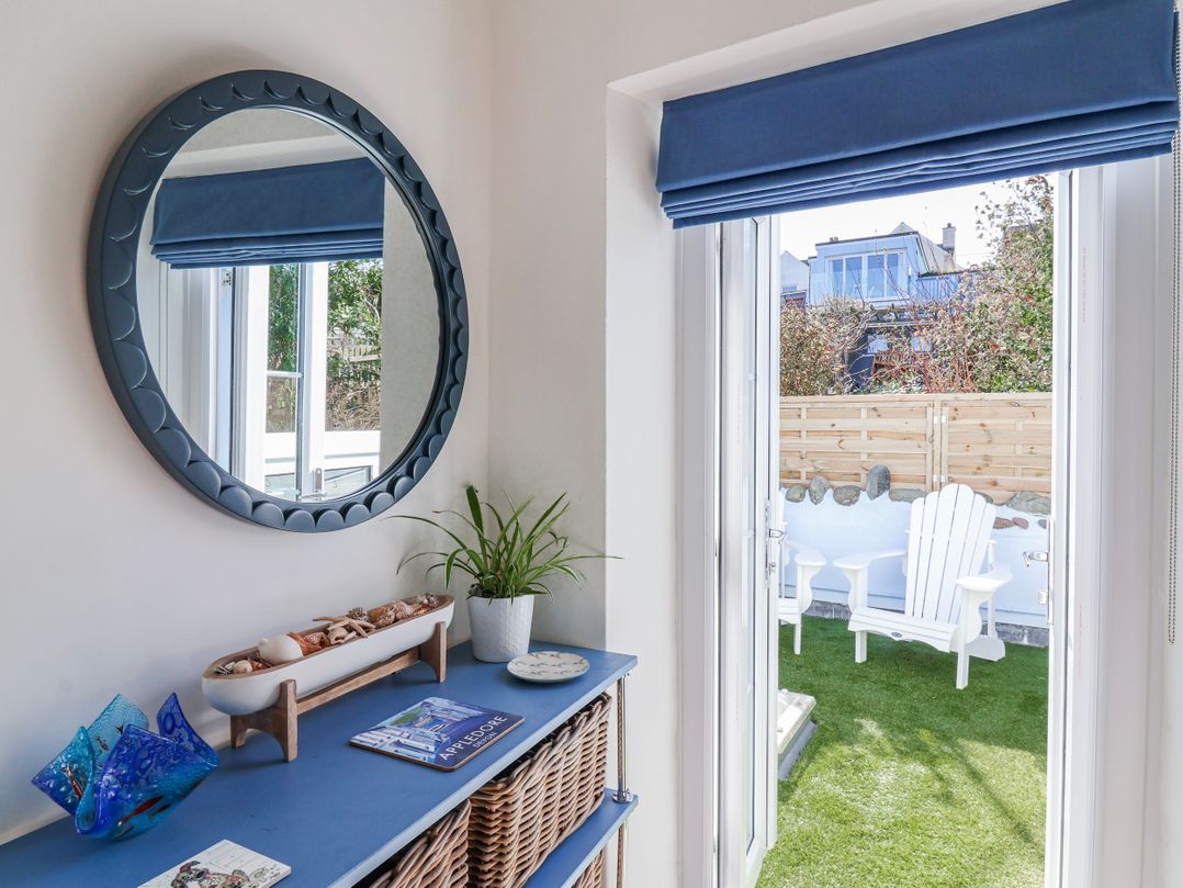 Hideaway Cottage