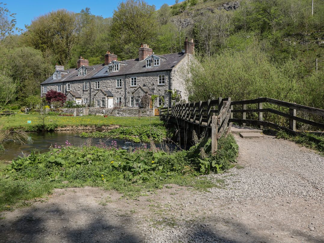 Honeysuckle Cottage