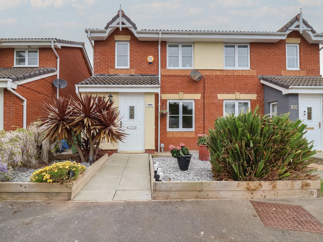 31 Llys Ogwen