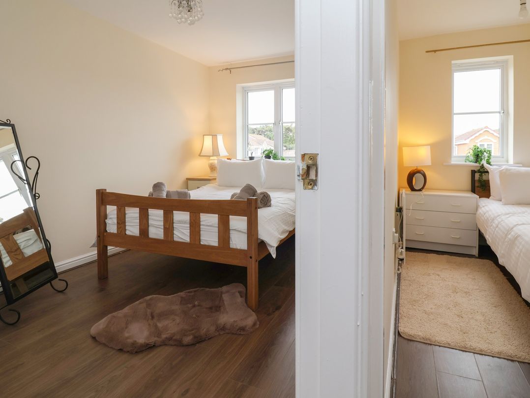 31 Llys Ogwen