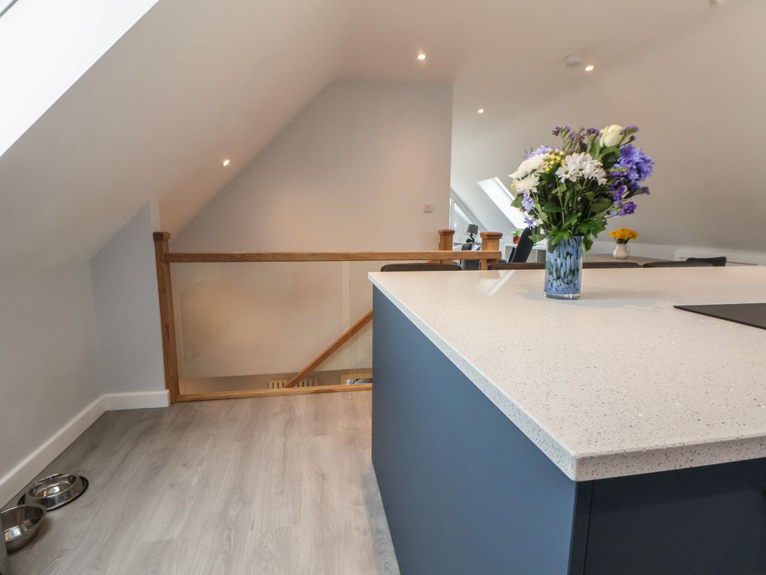 Mike’s Place On The Cove