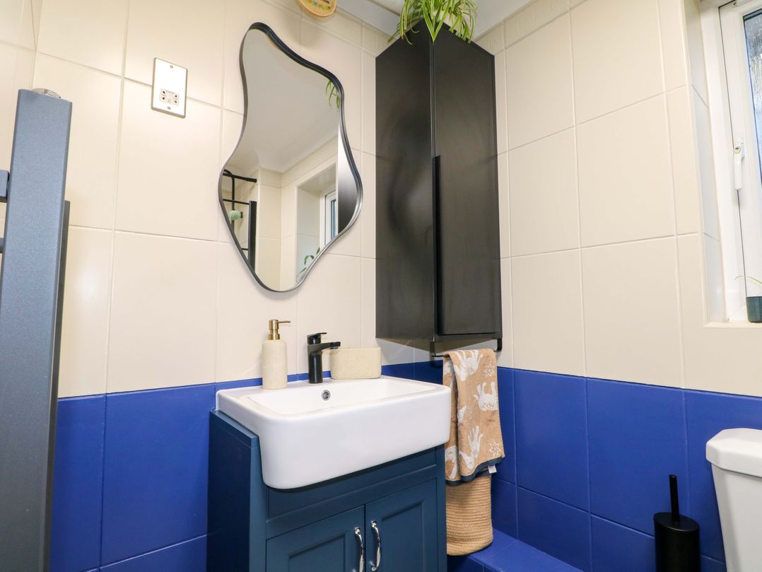 Farnham Park Apartment