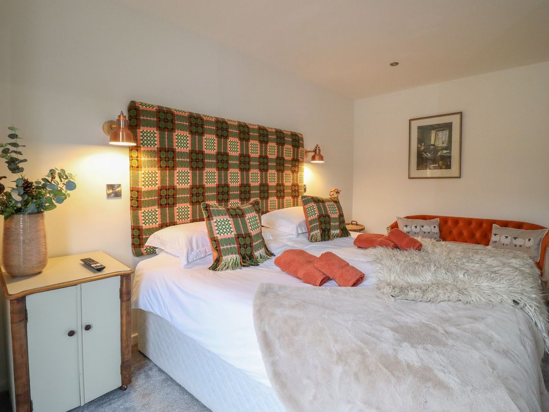 The Old Cartshed | Yr Hen Gwt Cart