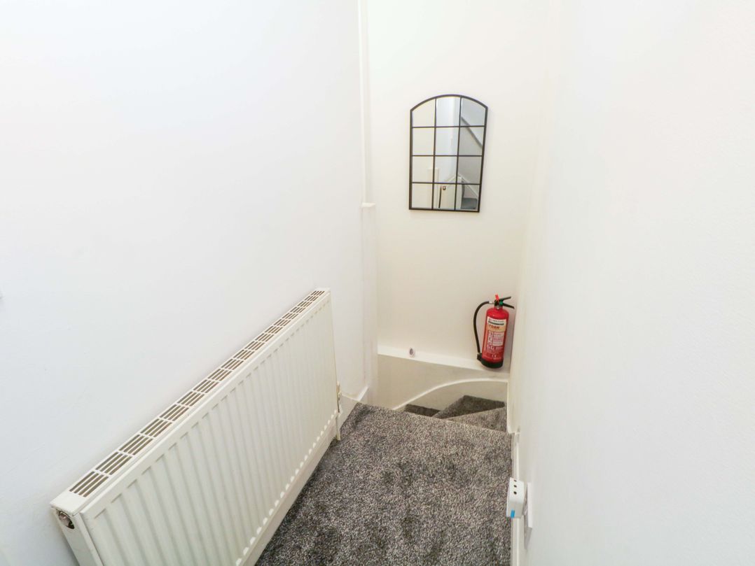 4 Newton Terrace