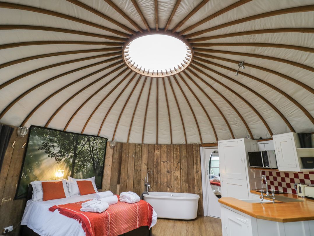 Lakeview Yurt