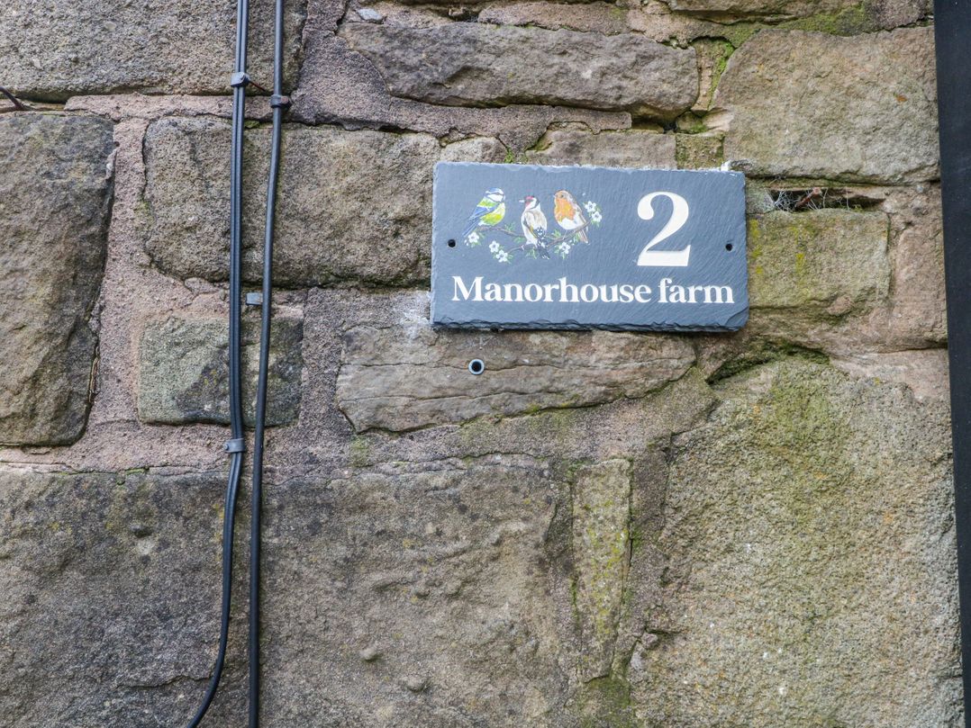 2 Manorhouse Farm