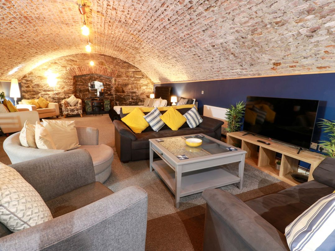 Gatehouse Studio Apartment