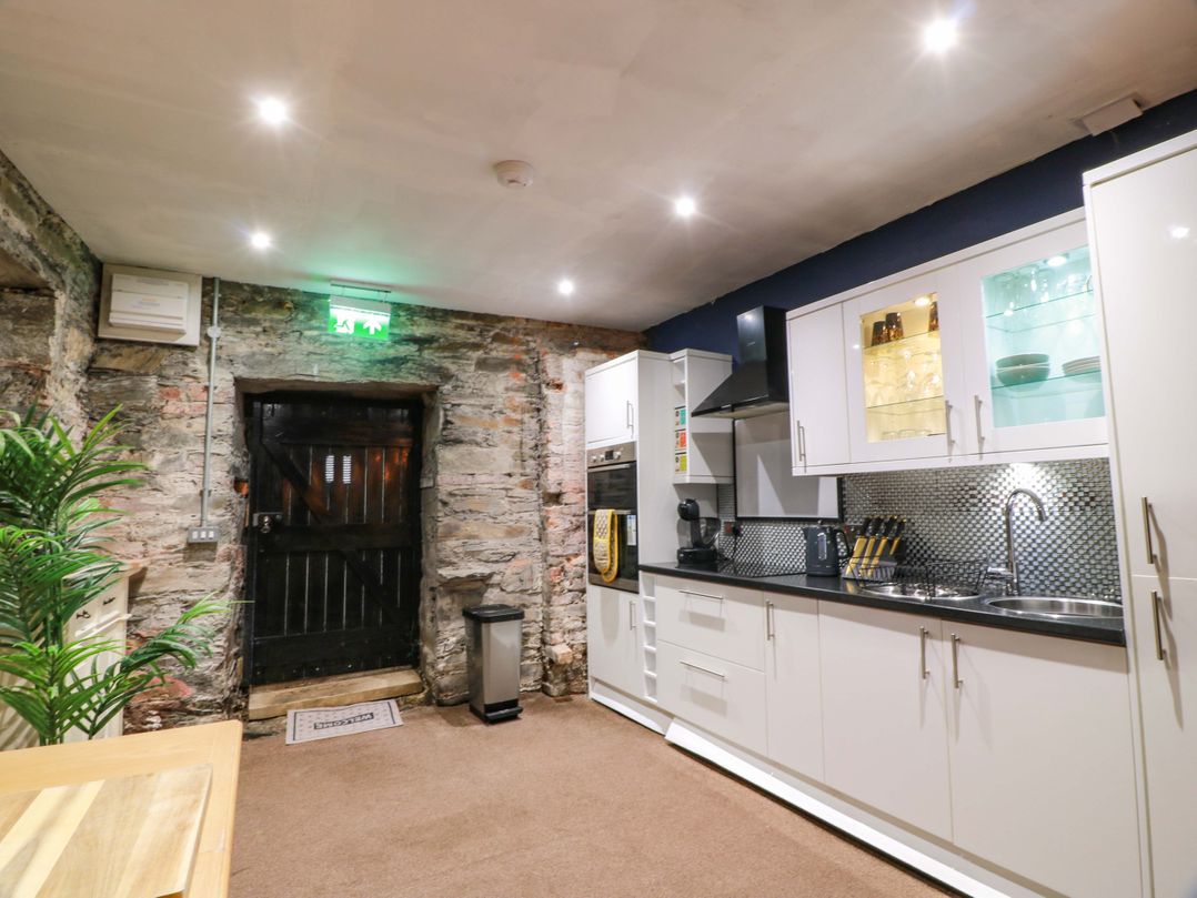 Gatehouse Studio Apartment